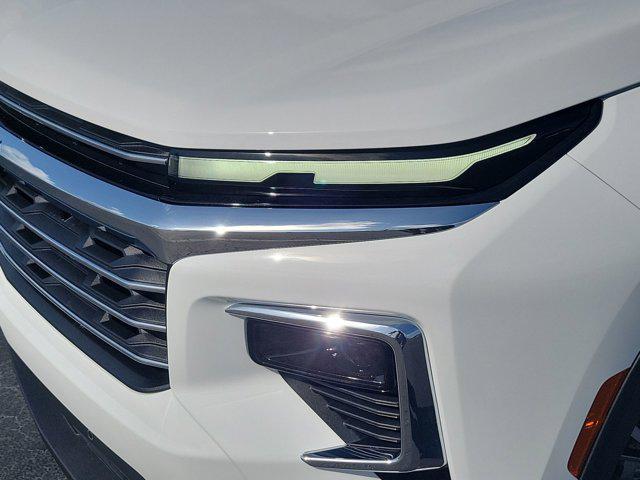 new 2025 Chevrolet Traverse car, priced at $44,525