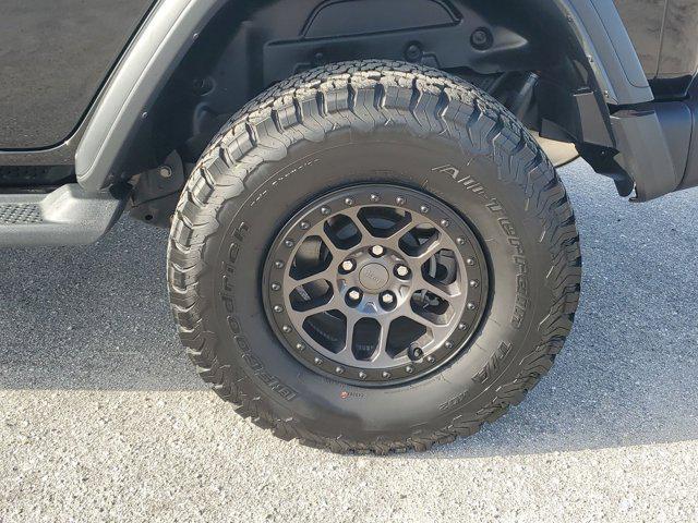 used 2022 Jeep Wrangler Unlimited car, priced at $45,987