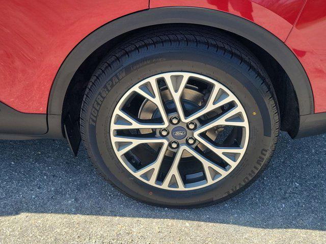 used 2020 Ford Escape car, priced at $12,499