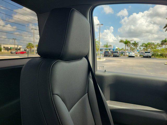new 2025 GMC Sierra 1500 car, priced at $43,363