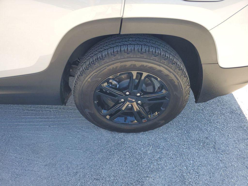 used 2022 GMC Terrain car, priced at $25,987