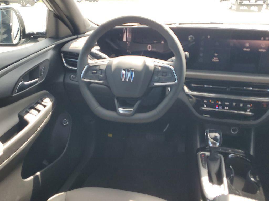 new 2025 Buick Envista car, priced at $28,323