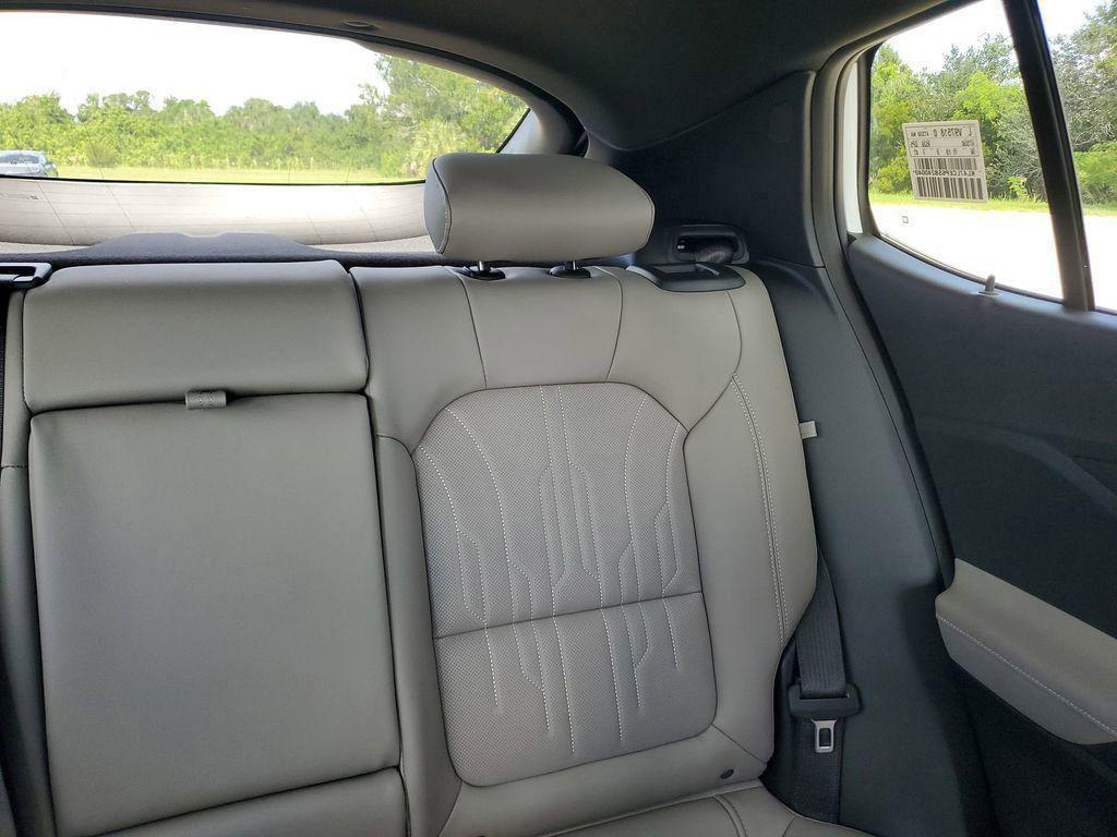 new 2025 Buick Envista car, priced at $28,323