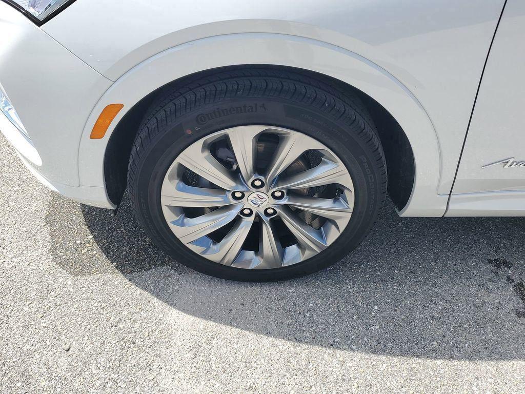 new 2025 Buick Envista car, priced at $28,323