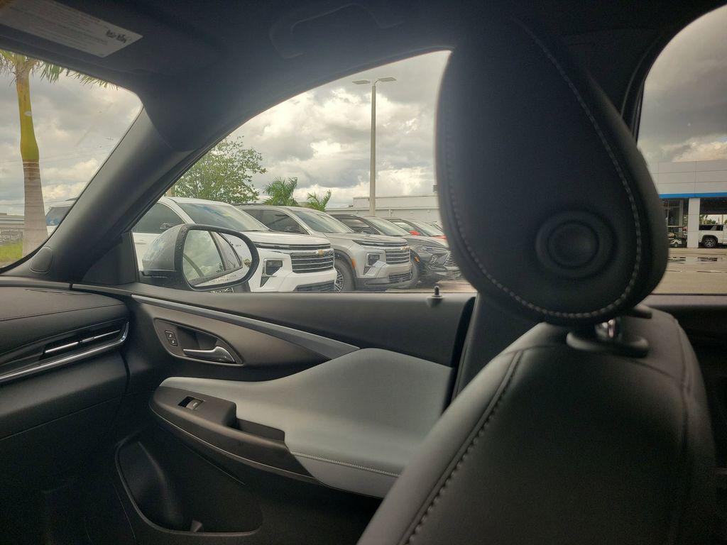 new 2026 Buick Envista car, priced at $27,528