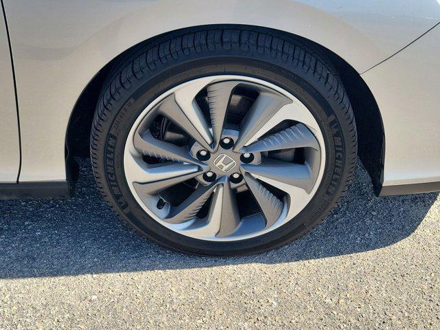 used 2018 Honda Clarity Plug-In Hybrid car, priced at $18,987