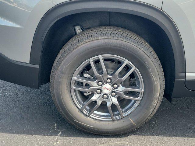 new 2025 GMC Acadia car, priced at $43,190