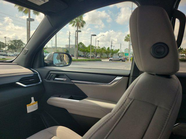 new 2025 GMC Acadia car, priced at $43,190