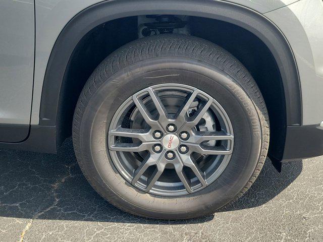 new 2025 GMC Acadia car, priced at $43,190