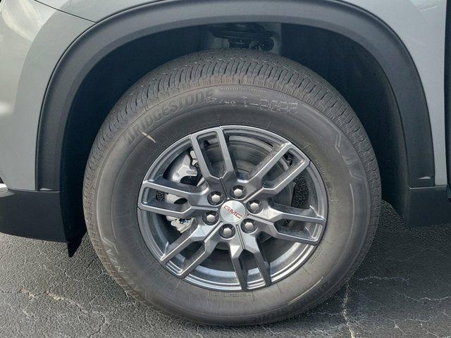 new 2025 GMC Acadia car, priced at $43,190