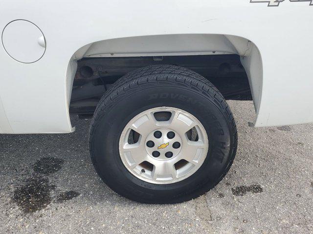 used 2011 Chevrolet Silverado 1500 car, priced at $17,987