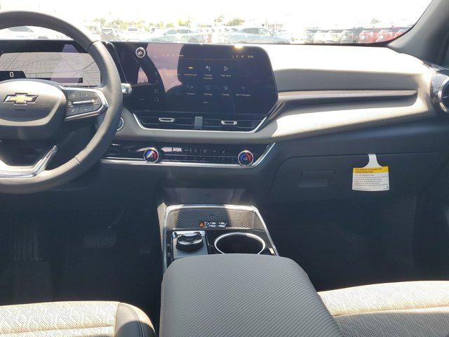 new 2026 Chevrolet Equinox car, priced at $31,190