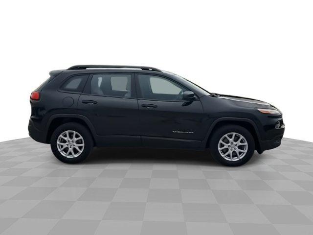 used 2016 Jeep Cherokee car, priced at $13,777