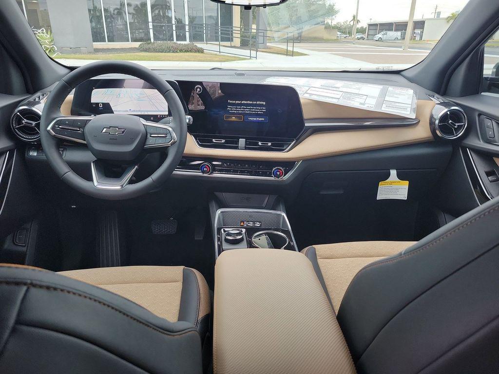 used 2025 Chevrolet Equinox car, priced at $31,987