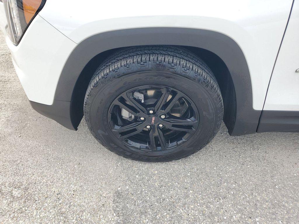 used 2024 GMC Terrain car, priced at $25,987