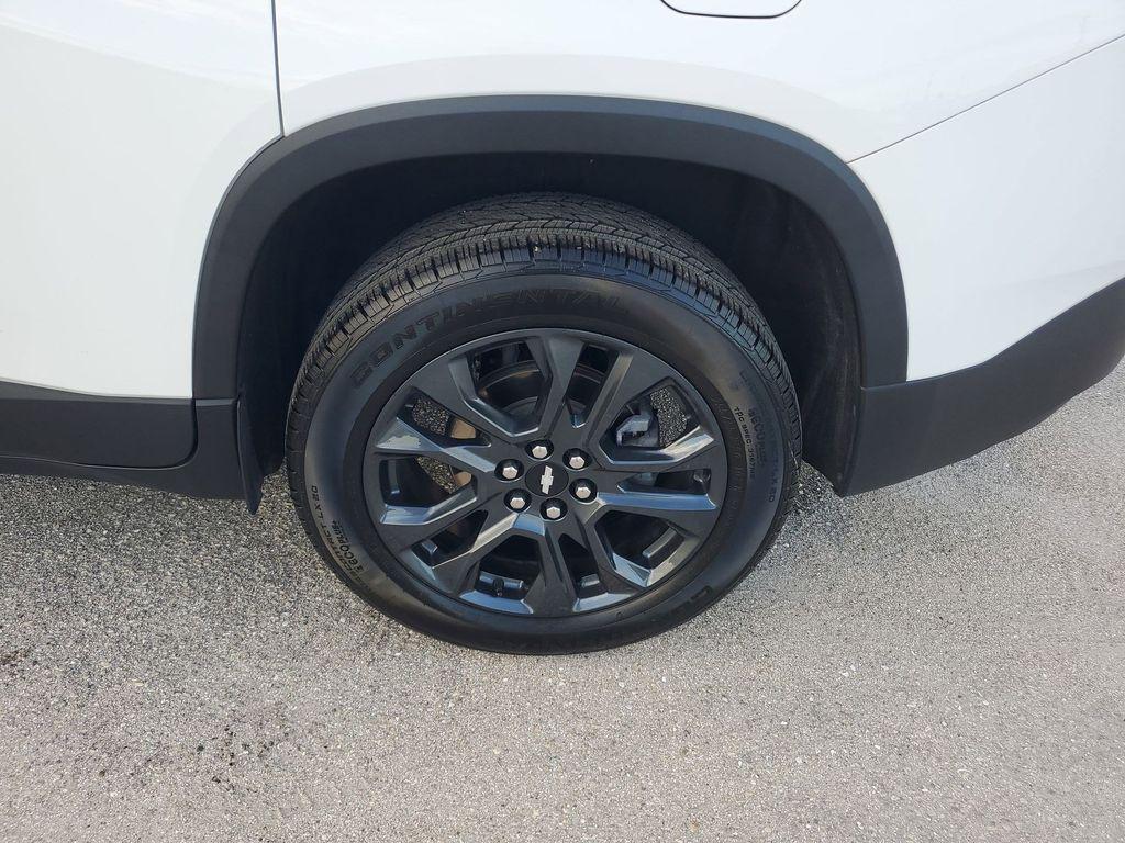 used 2021 Chevrolet Traverse car, priced at $25,987