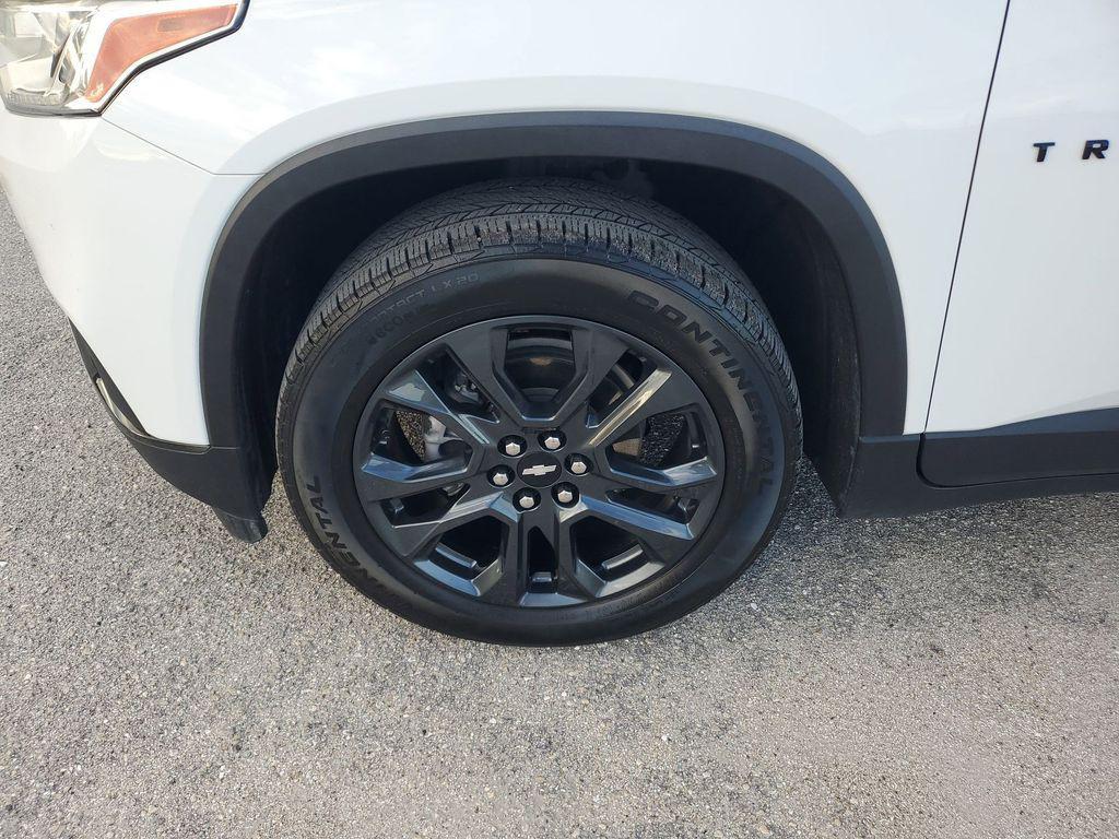 used 2021 Chevrolet Traverse car, priced at $25,987