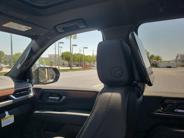 new 2025 GMC Yukon XL car, priced at $92,595