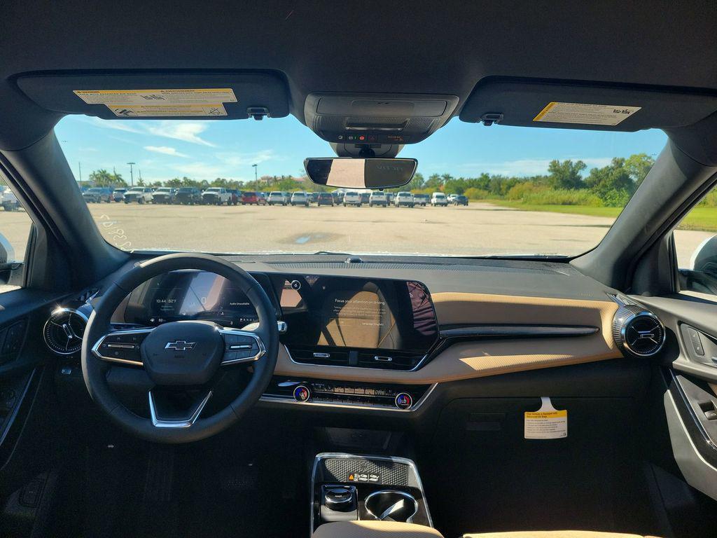 new 2026 Chevrolet Equinox car, priced at $35,907