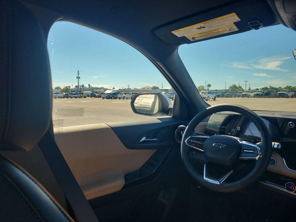 new 2026 Chevrolet Equinox car, priced at $35,907