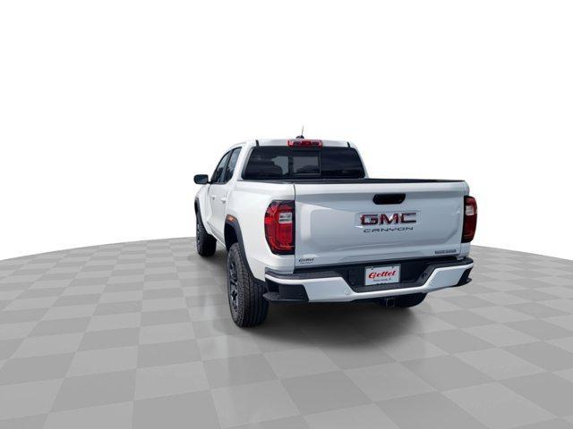 new 2025 GMC Canyon car, priced at $39,444