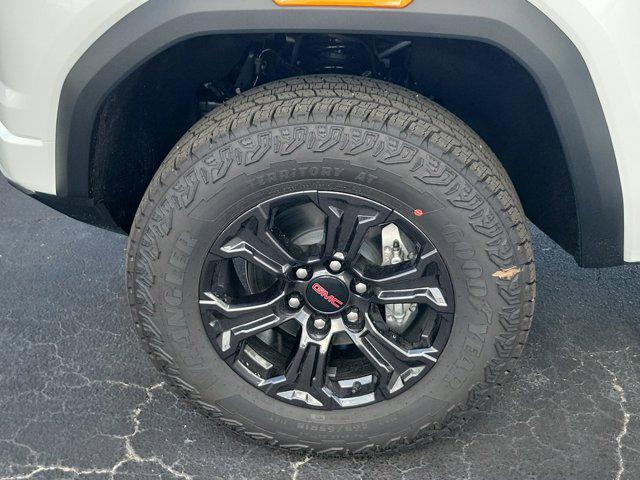 new 2025 GMC Canyon car, priced at $39,444