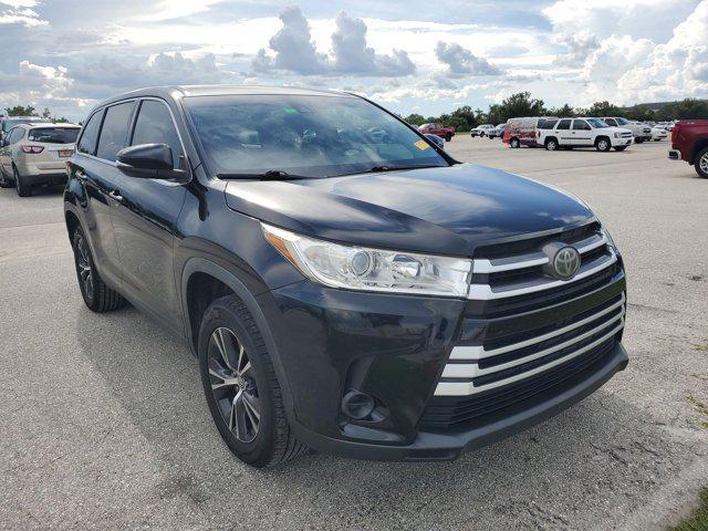 used 2019 Toyota Highlander car, priced at $20,987