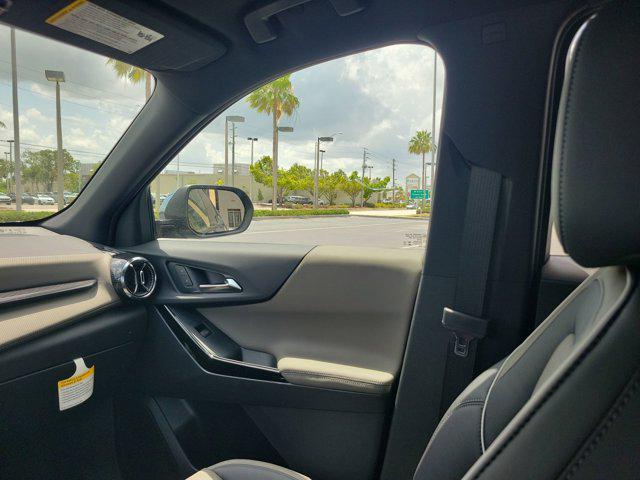 new 2026 Chevrolet Equinox car, priced at $30,295