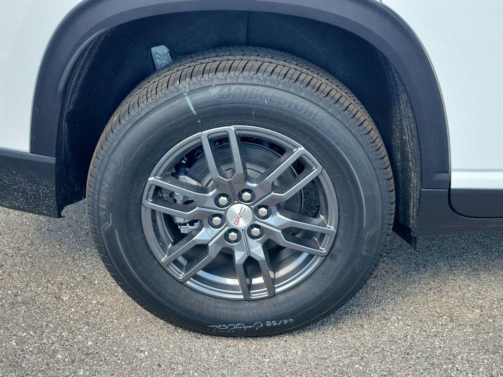 new 2026 GMC Acadia car, priced at $44,227