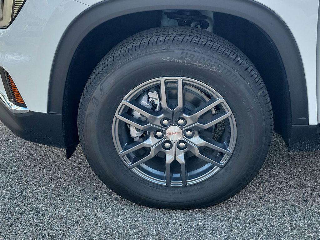 new 2026 GMC Acadia car, priced at $44,227