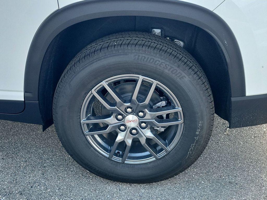 new 2026 GMC Acadia car, priced at $44,227