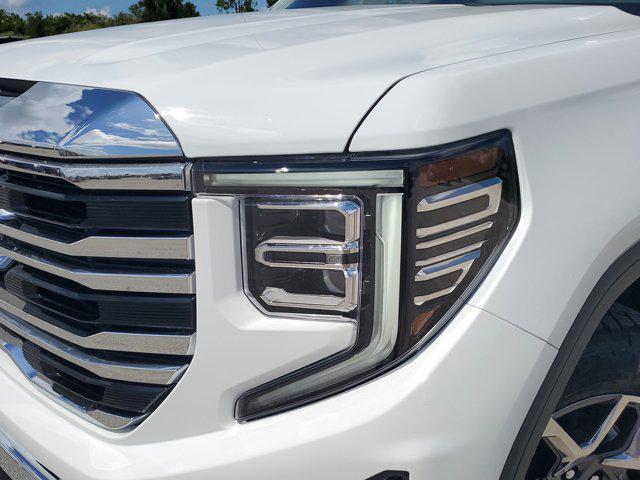 new 2025 GMC Sierra 1500 car, priced at $57,366