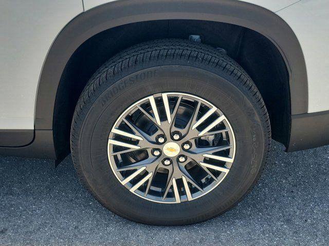 used 2025 Chevrolet Traverse car, priced at $42,987