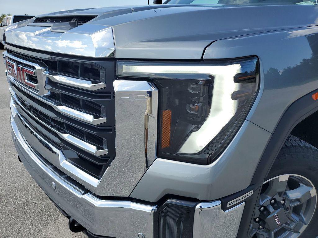 new 2025 GMC Sierra 2500 car, priced at $71,605