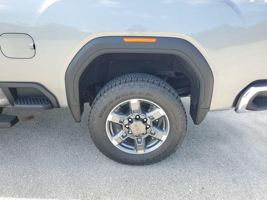 new 2025 GMC Sierra 2500 car, priced at $71,605