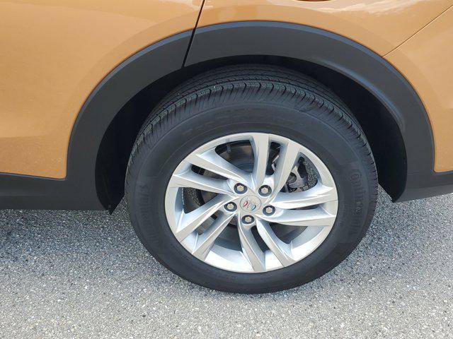 new 2025 Buick Envista car, priced at $24,192