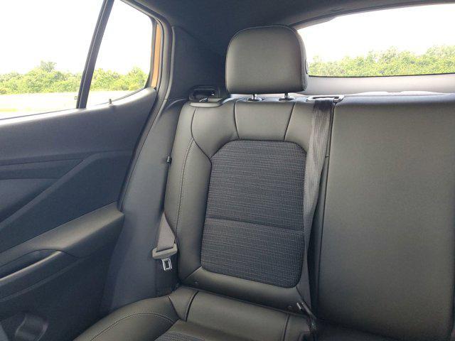 new 2025 Buick Envista car, priced at $24,192
