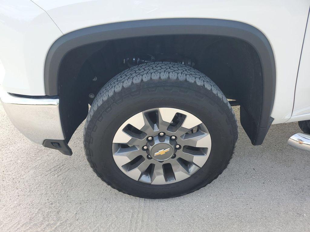 used 2025 Chevrolet Silverado 2500 car, priced at $64,987