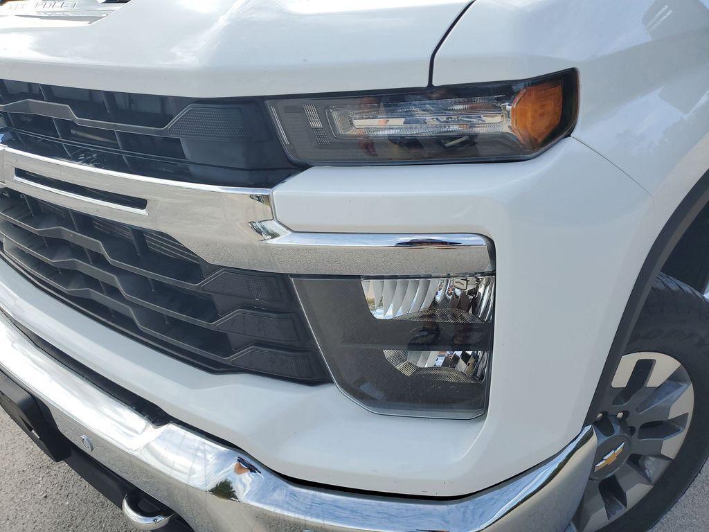 used 2025 Chevrolet Silverado 2500 car, priced at $64,987