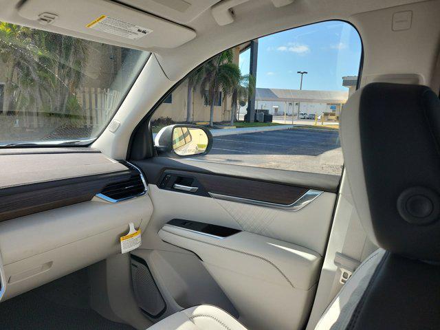 new 2025 GMC Acadia car, priced at $56,036