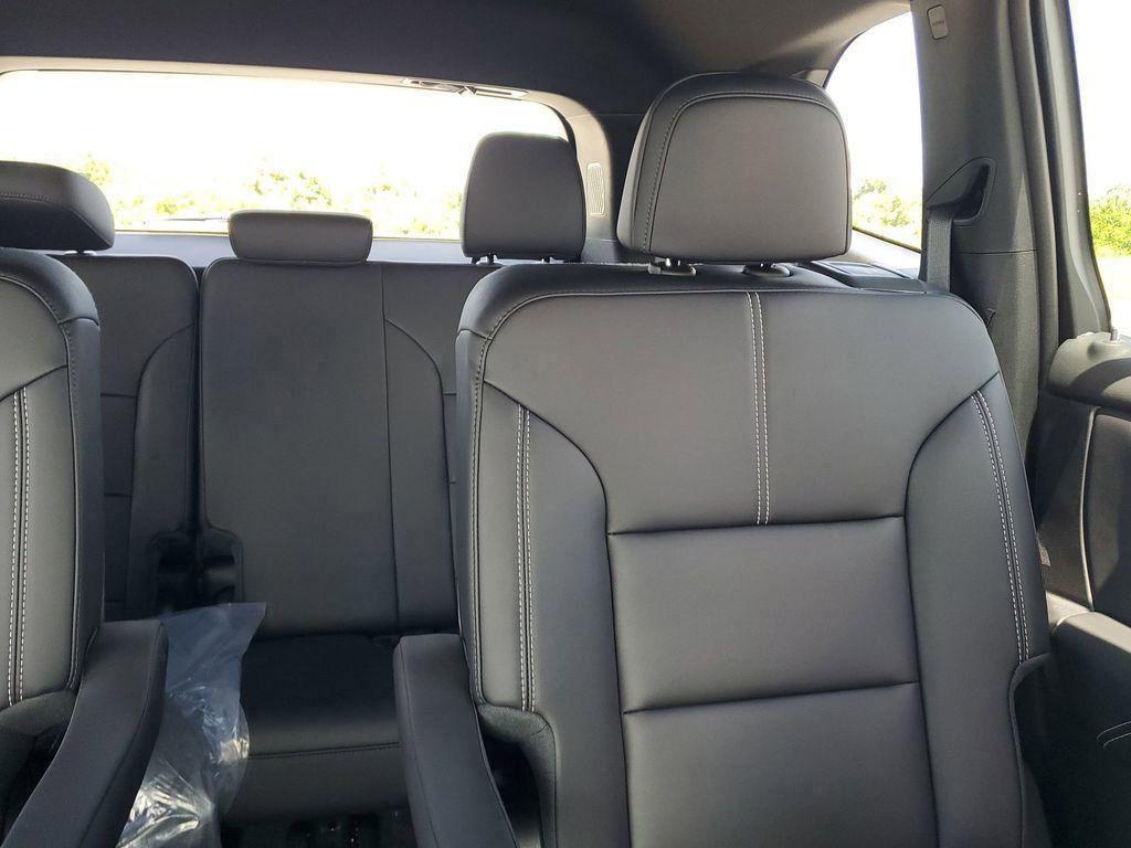 new 2025 GMC Acadia car, priced at $46,759