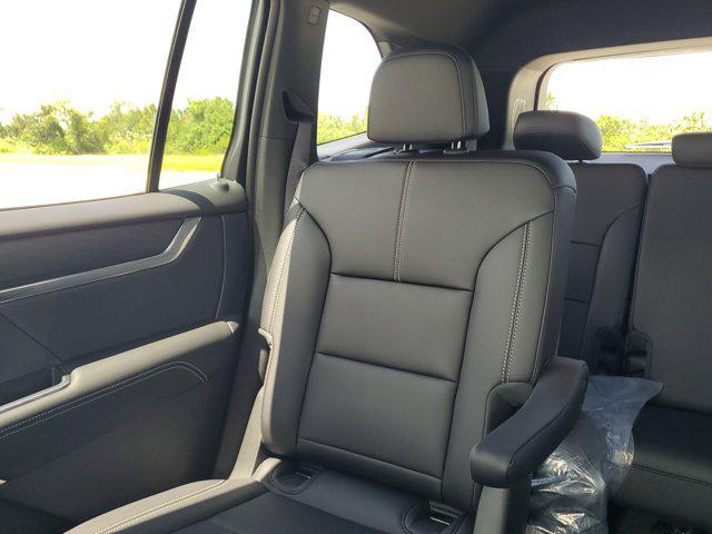 new 2025 GMC Acadia car, priced at $48,284