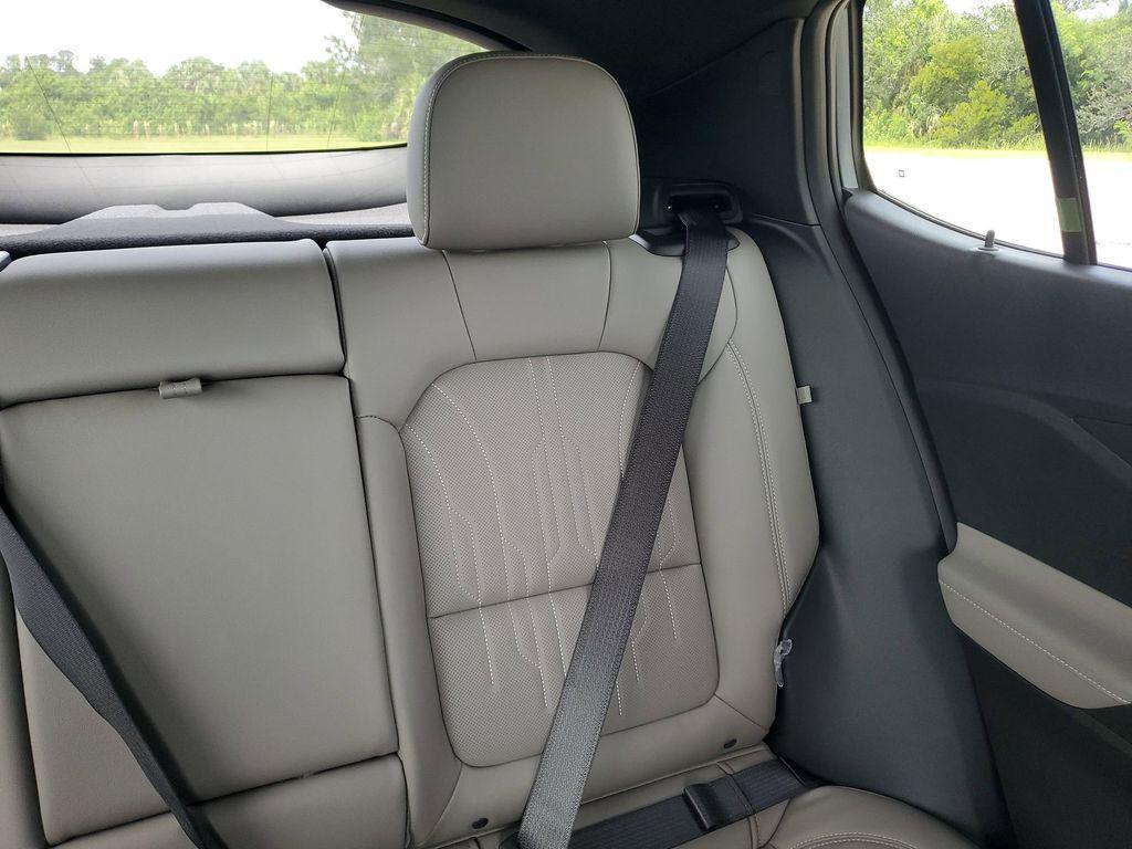 new 2025 Buick Envista car, priced at $27,795
