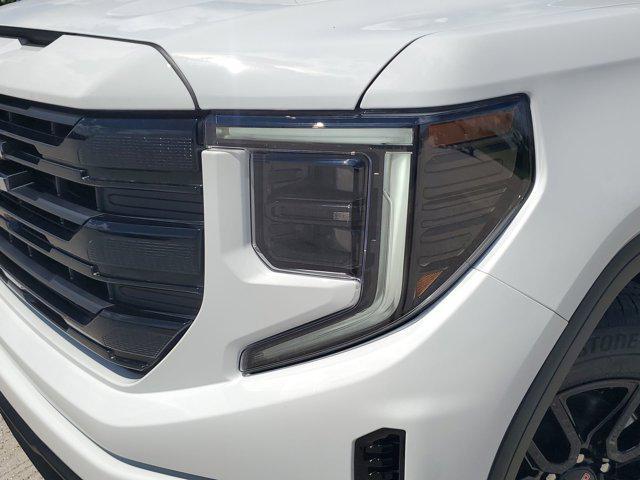 new 2025 GMC Sierra 1500 car, priced at $50,358