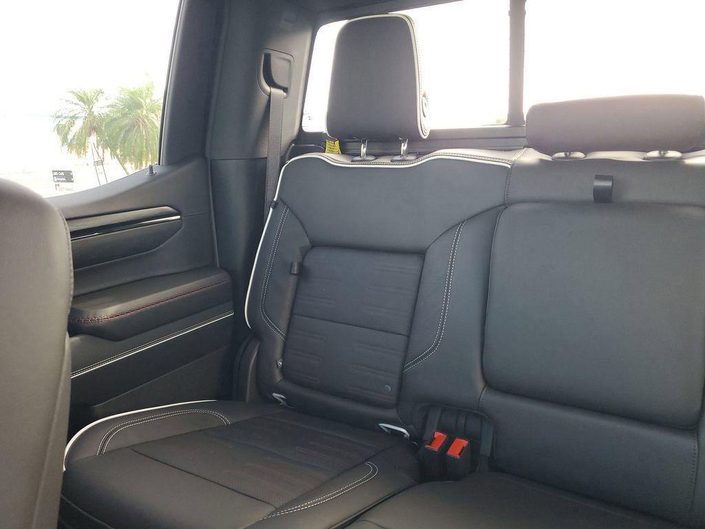 new 2025 GMC Sierra 1500 car, priced at $76,354