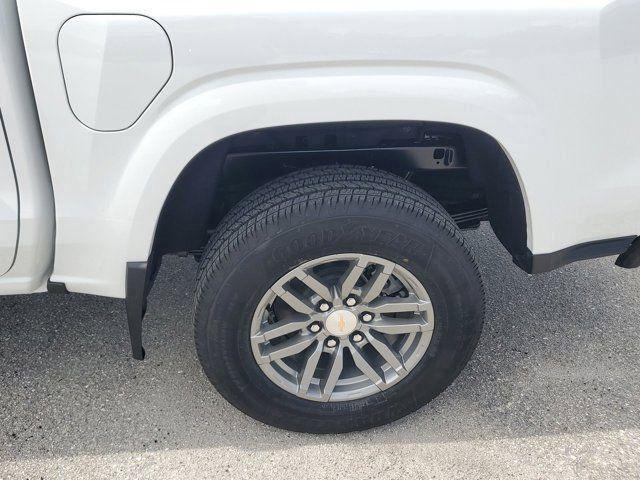 new 2025 Chevrolet Colorado car, priced at $33,377