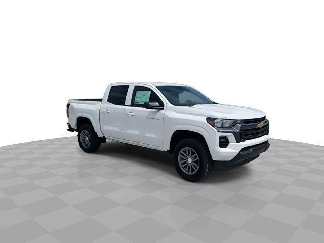 new 2025 Chevrolet Colorado car, priced at $33,377