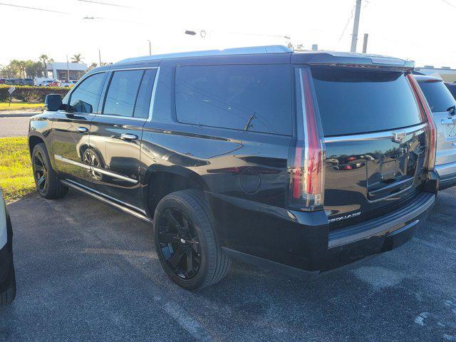 used 2020 Cadillac Escalade ESV car, priced at $45,987