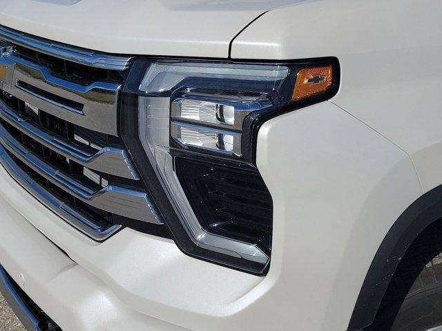 new 2025 Chevrolet Silverado 3500 car, priced at $92,720