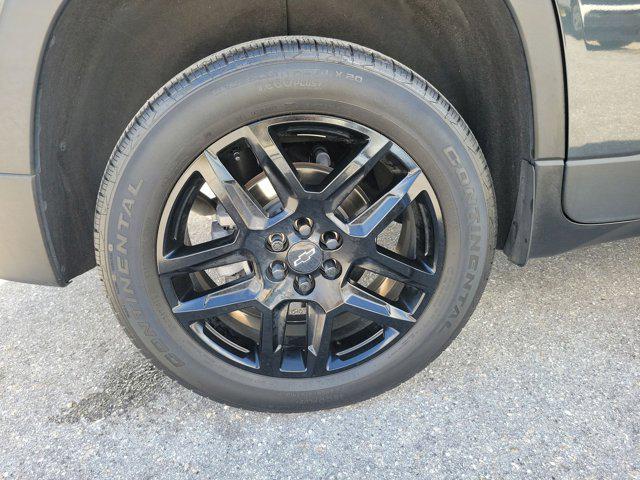 used 2021 Chevrolet Traverse car, priced at $26,987